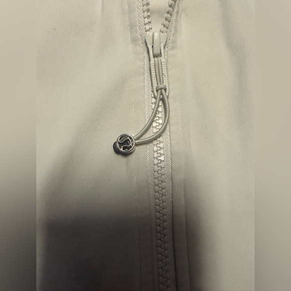 🤍🧁Lululemon Set🧁🤍 - Picture 2 of 7